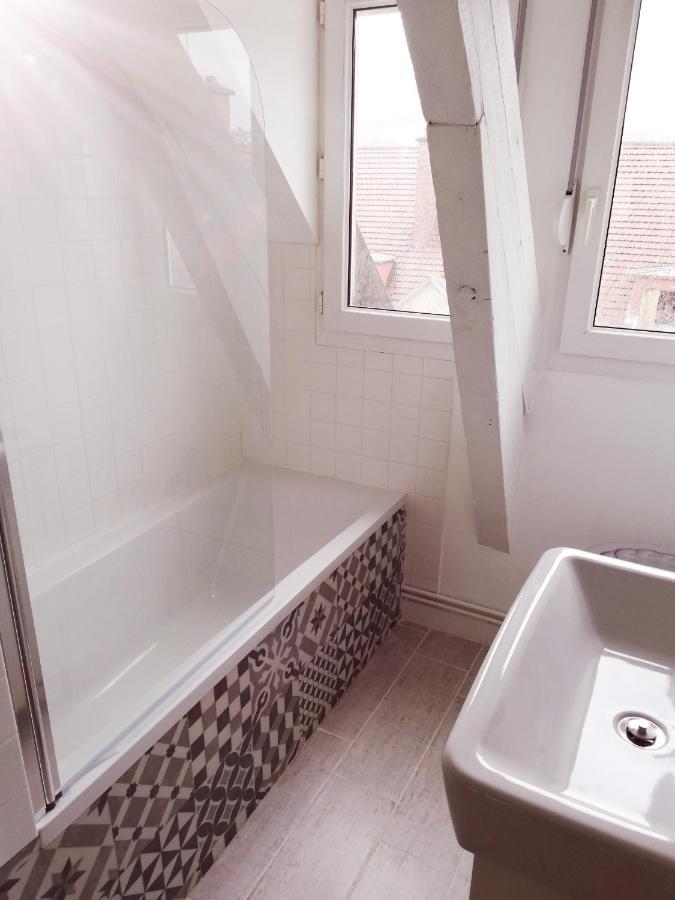 Suite 24 Appart'Hotel-3 Etoiles Le Creusot Εξωτερικό φωτογραφία